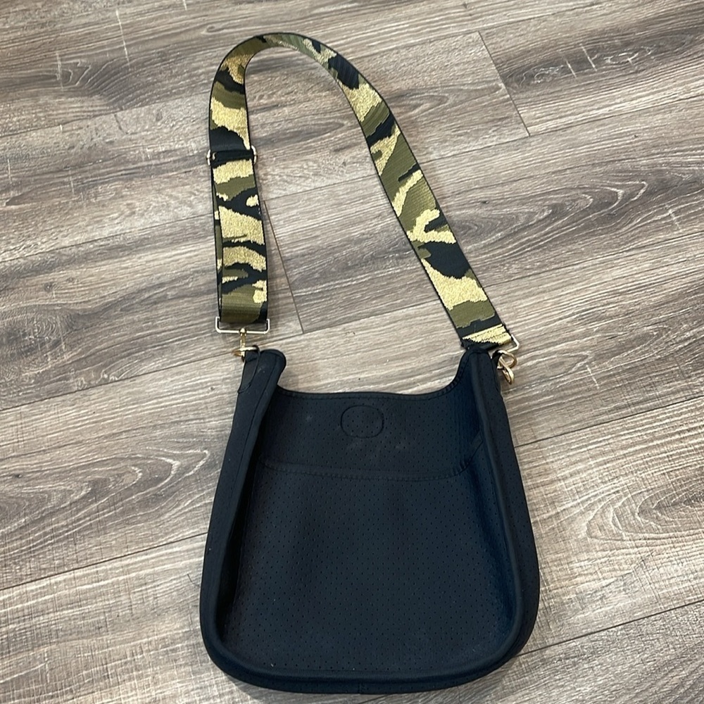 Camo army green/black large crossbody